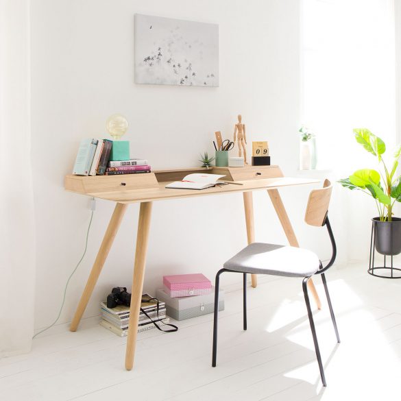 Schreibtisch STAVE I von STUDIO COPENHAGEN