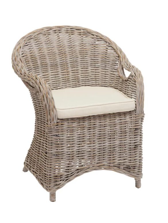 Eleganter Rattansessel mit Sitzkissen