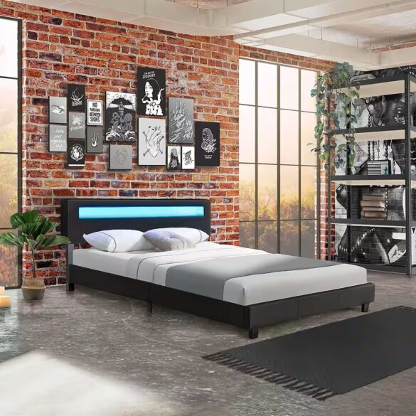 JUSKYS Polsterbett PARIS, 160x200 cm, bunte LED-Beleuchtung, Kunstleder, weiches Kopfteil Schwarz